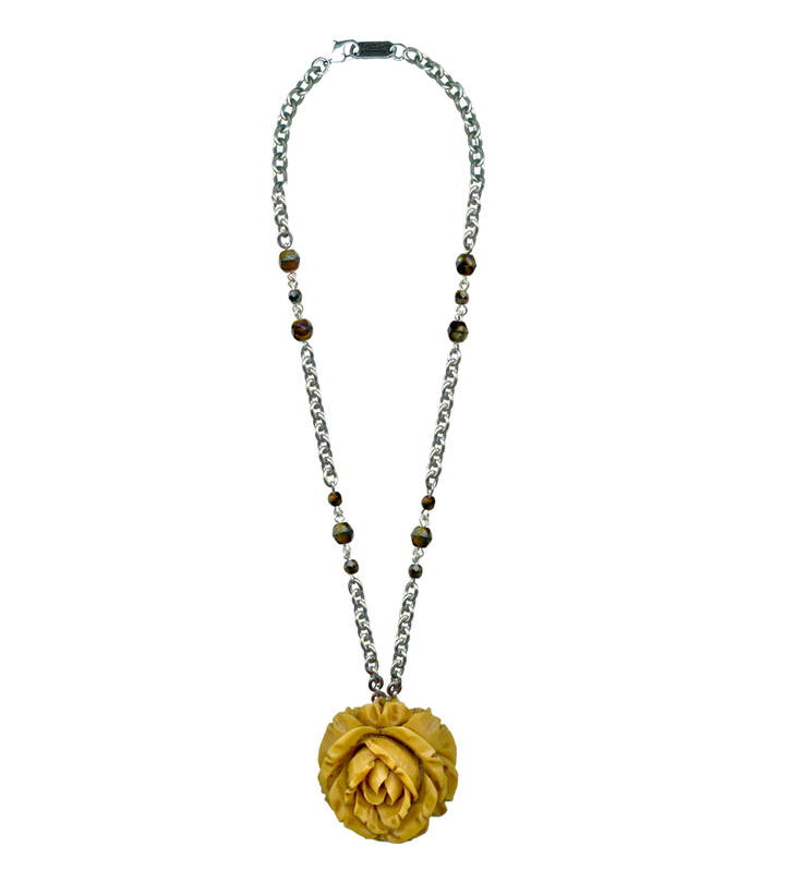 Chanel 2025 pill necklace